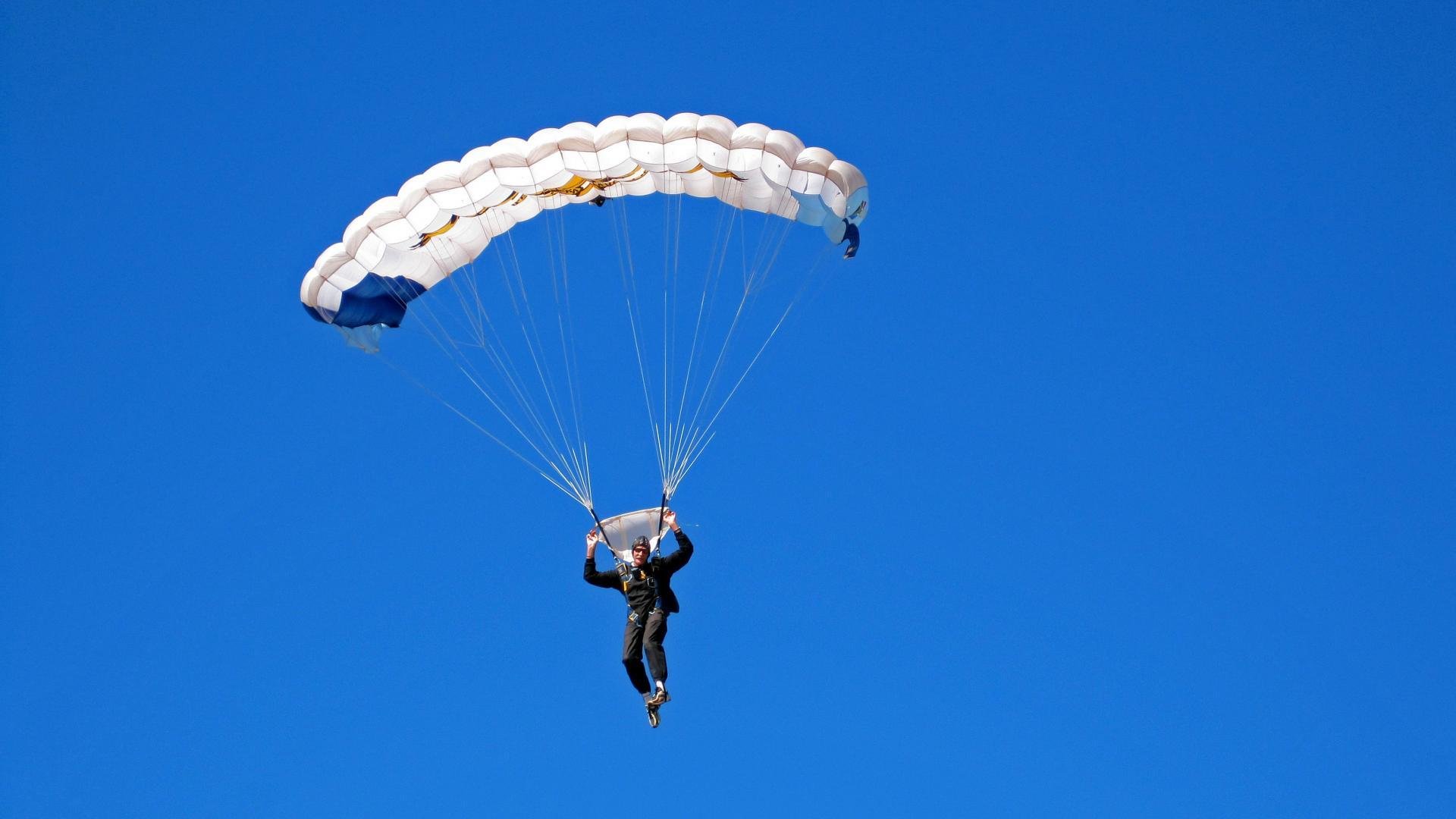 中国篮球青训课程改革与质量提升，中国青少年篮球培训大纲
