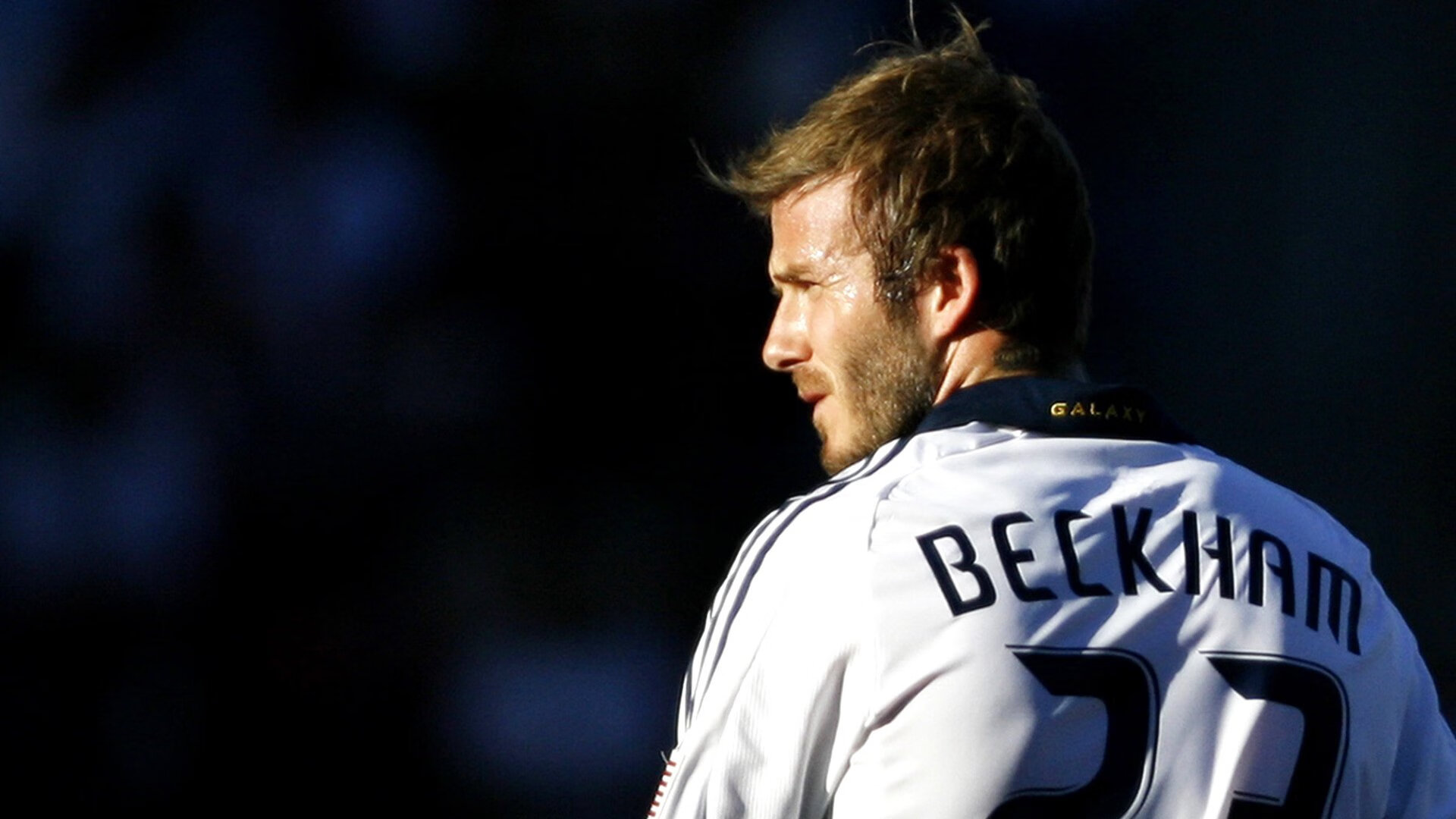 赛尔·阿尔斯塔：南非队防线的绝对核心，突破对方防守，阿尔纳赛尔